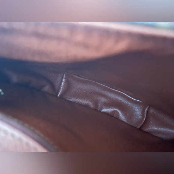 Louis Vuitton Chantilly MM Crossbody Bag Purse Messenger Monogram LV - Picture 15 of 16